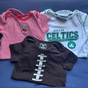 Used good condition onesie set